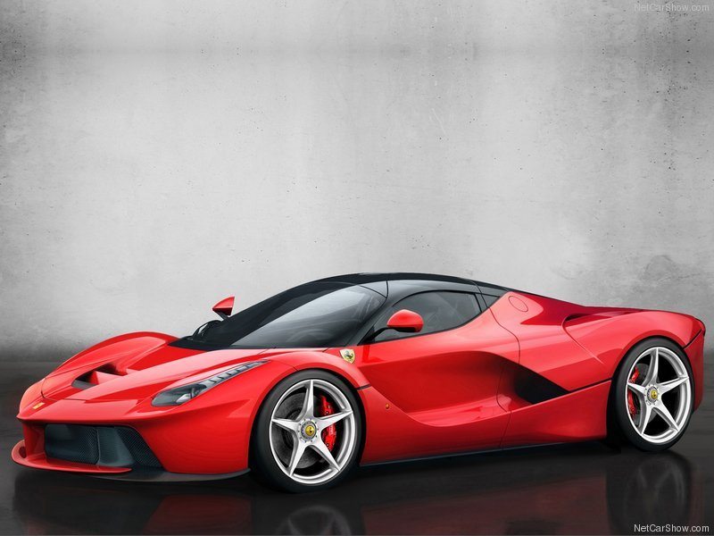 Hypercar Battle Part 3. The 2014 La Ferrari.