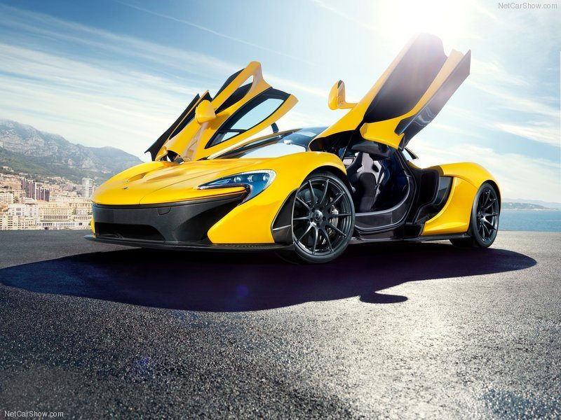 Hypercar Battle Part 2. The 2014 McClaren P1