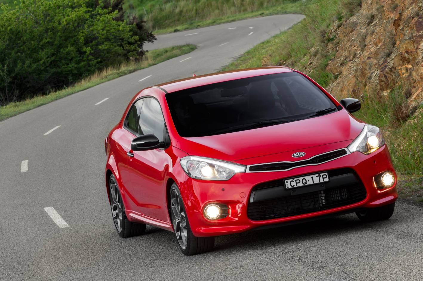 2014 Kia Cerato Koup Gets a New Look and More Boost