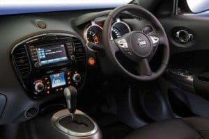 2014 Nissan JUKE interior