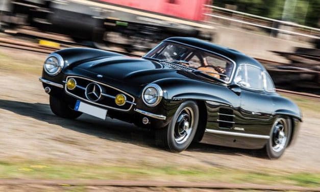 Rare Gullwing gone in 60 seconds